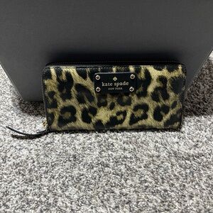 kate spade,leather zip around wallet, leopard EUC